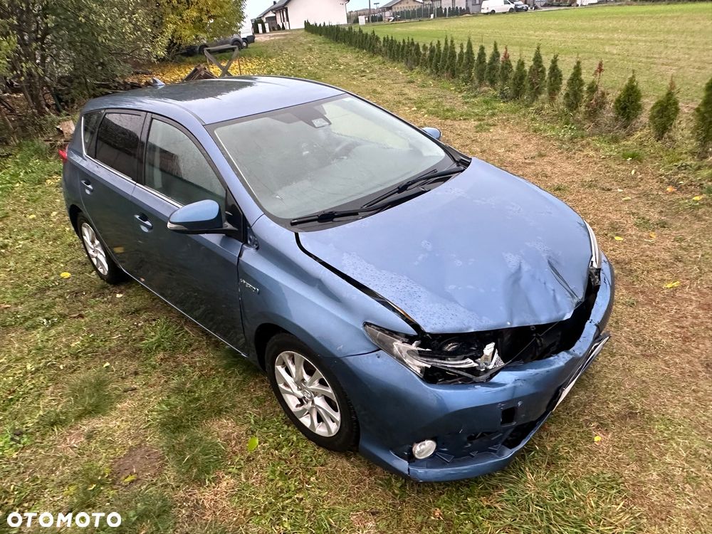 Toyota Auris 1.8 VVT-i Hybrid Automatik Design Edition - 24