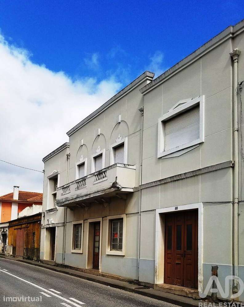 Casa tradicional T4 em Bombarral e Vale Covo de 194,00 m2 - Grande imagem: 2/20