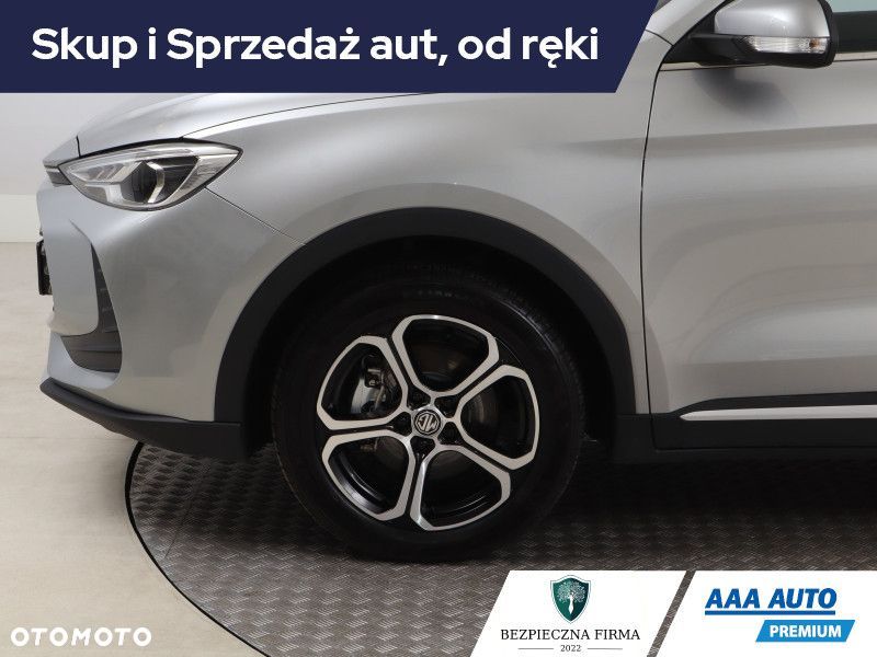 MG ZS - 16