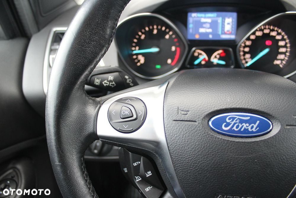 Ford Kuga 2.0 TDCi FWD Titanium - 9