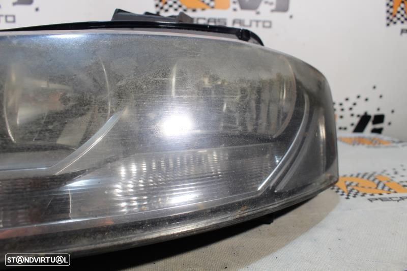 Ótica / Farol Esquerdo Audi A3 (8P1)  8P0941003ak / 1Lj009648 / 8P0 94 - 4
