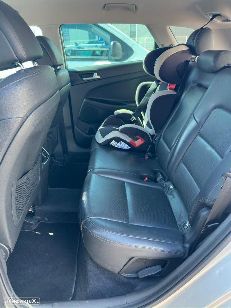 Hyundai Tucson 1.7 CRDi Premium DCT - 11