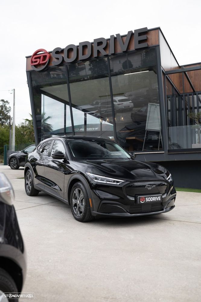 Ford Mustang Mach-E Alargada AWD - 24