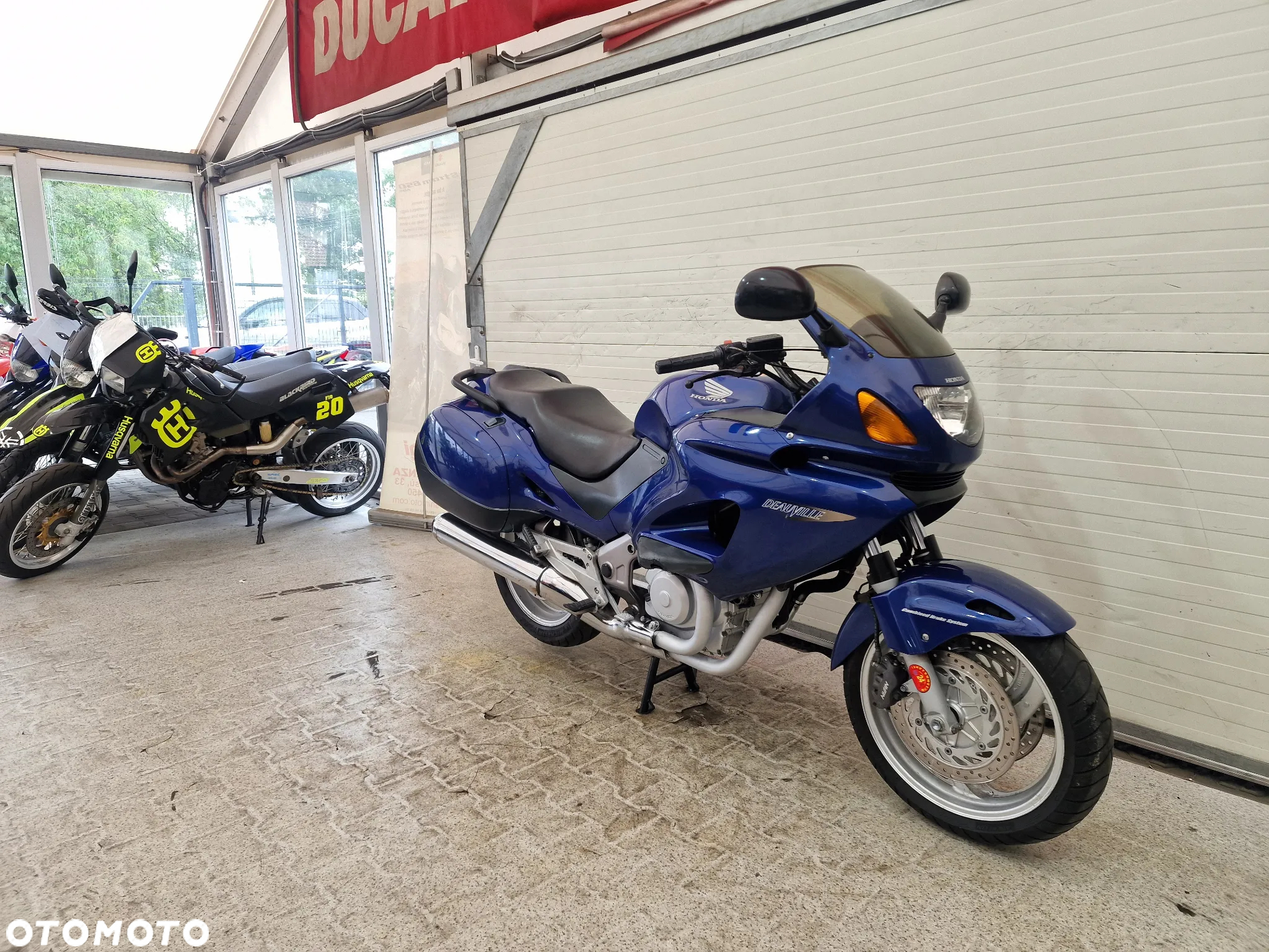 Honda NTV - 4