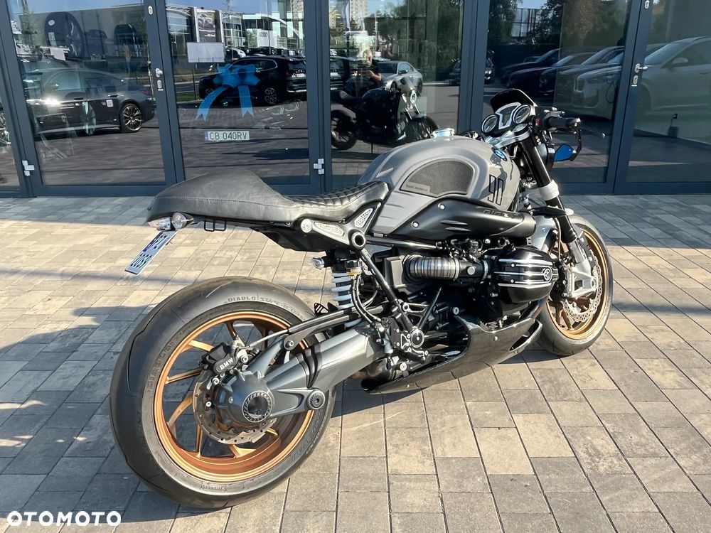 BMW R - 7