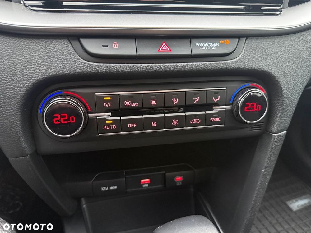 Kia Ceed 1.5 T-GDI M DCT - 21