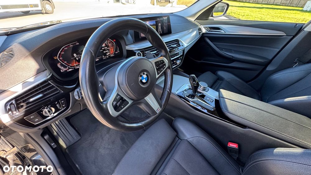 BMW Seria 5 520d xDrive MHEV Sport Line sport - 15
