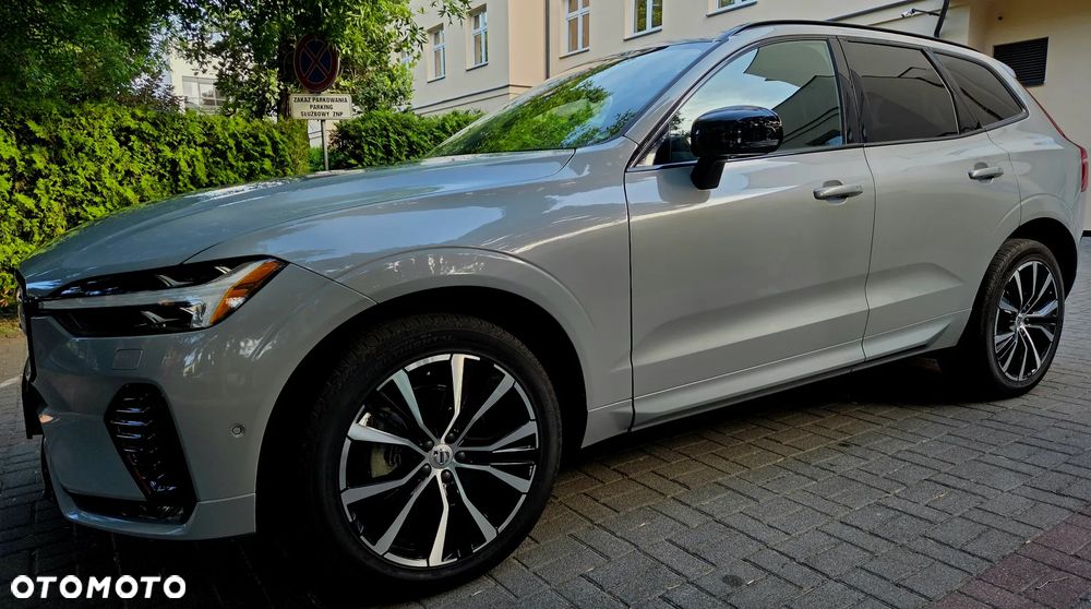 Volvo XC 60 B5 B AWD Plus Dark - 13