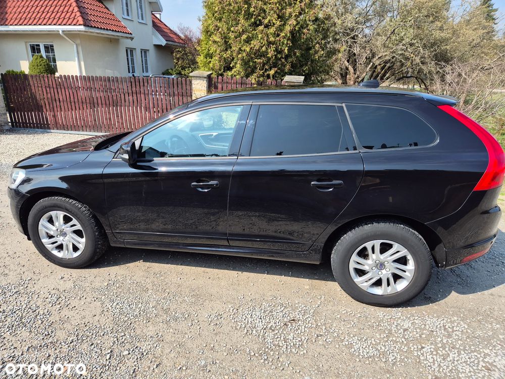 Volvo XC 60 D3 Momentum - 5