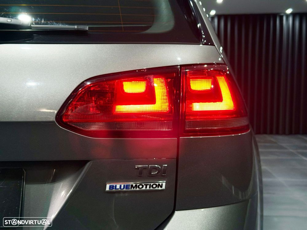 VW Golf Variant 1.6 TDi BlueMotion Confortline - 11