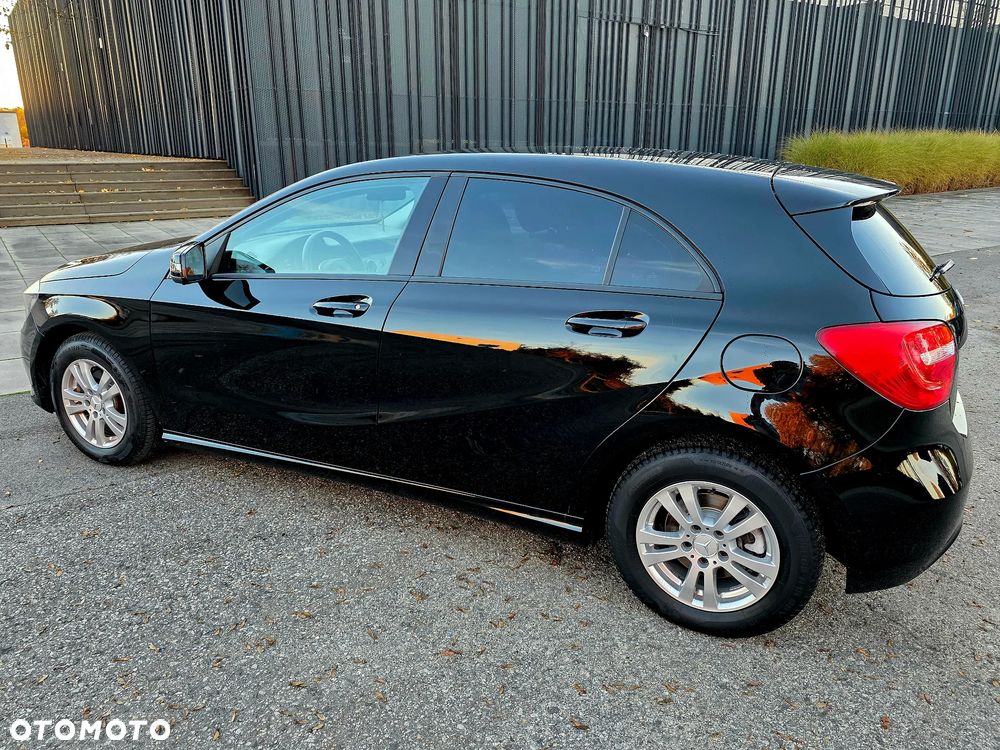 Mercedes-Benz Klasa A 180 (BlueEFFICIENCY) - 10