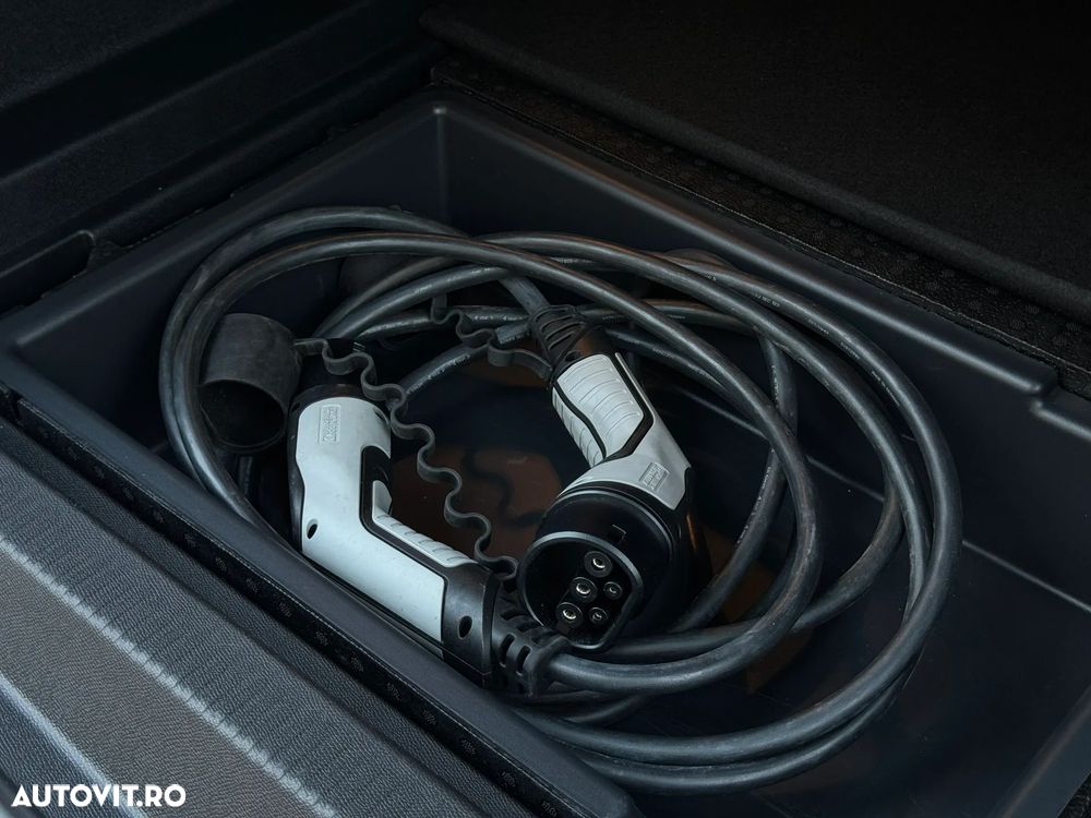 Citroën C5 Aircross 1.6 PHeV FWD 225 EAT8 Shine - 36