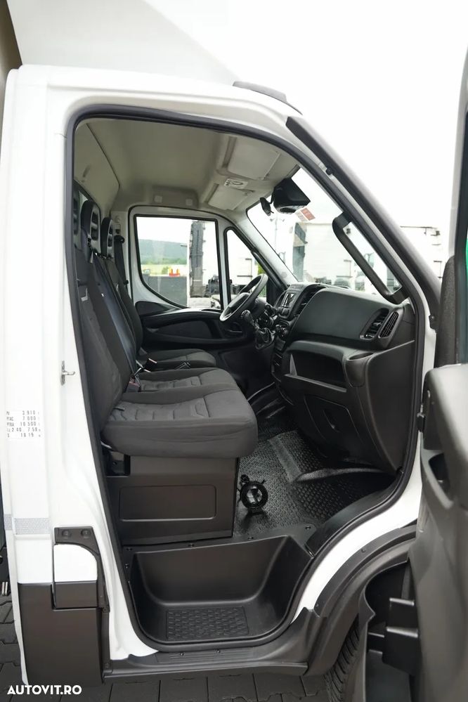 Iveco DAILY 70 - 160 / CONTAINER 5.2 m / DHOLLANDIA LIFT / GVW: 7.000 KG / 2021 / IMPORTAT - 36