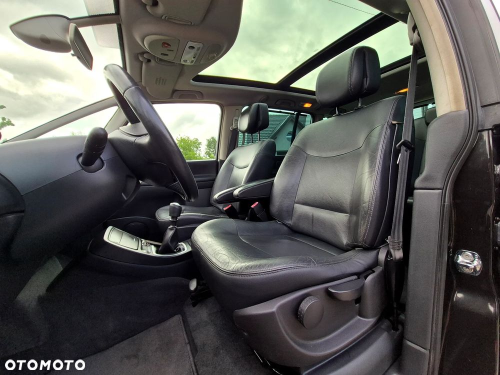 Renault Grand Espace Gr 2.0 dCi Expression - 32