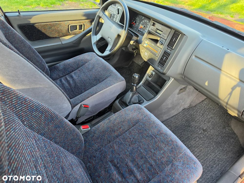 Volvo Seria 400 - 15
