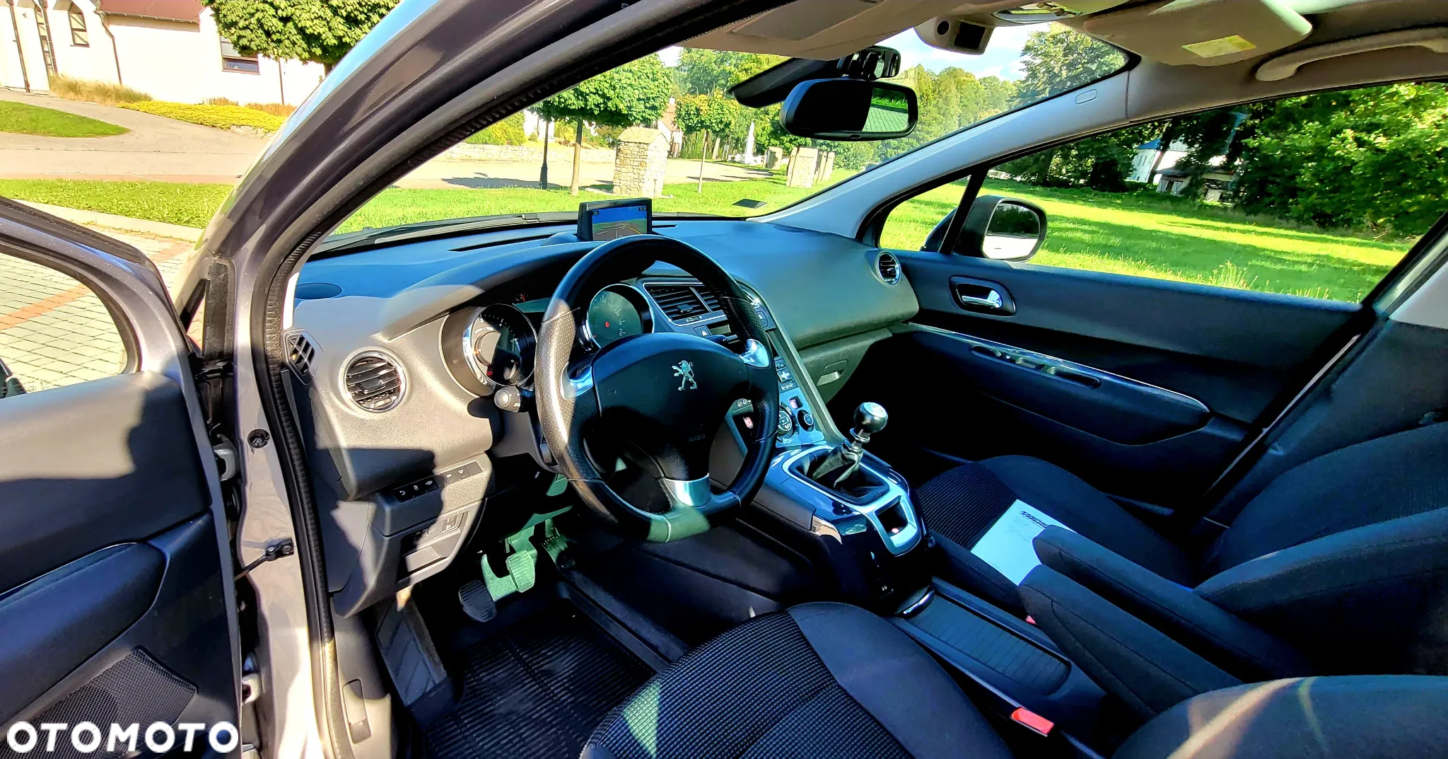 Peugeot 5008 - 5