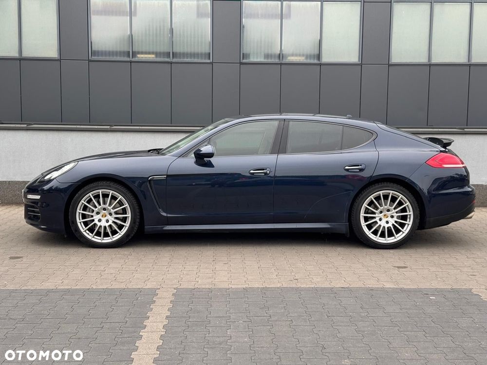 Porsche Panamera 4 - 15