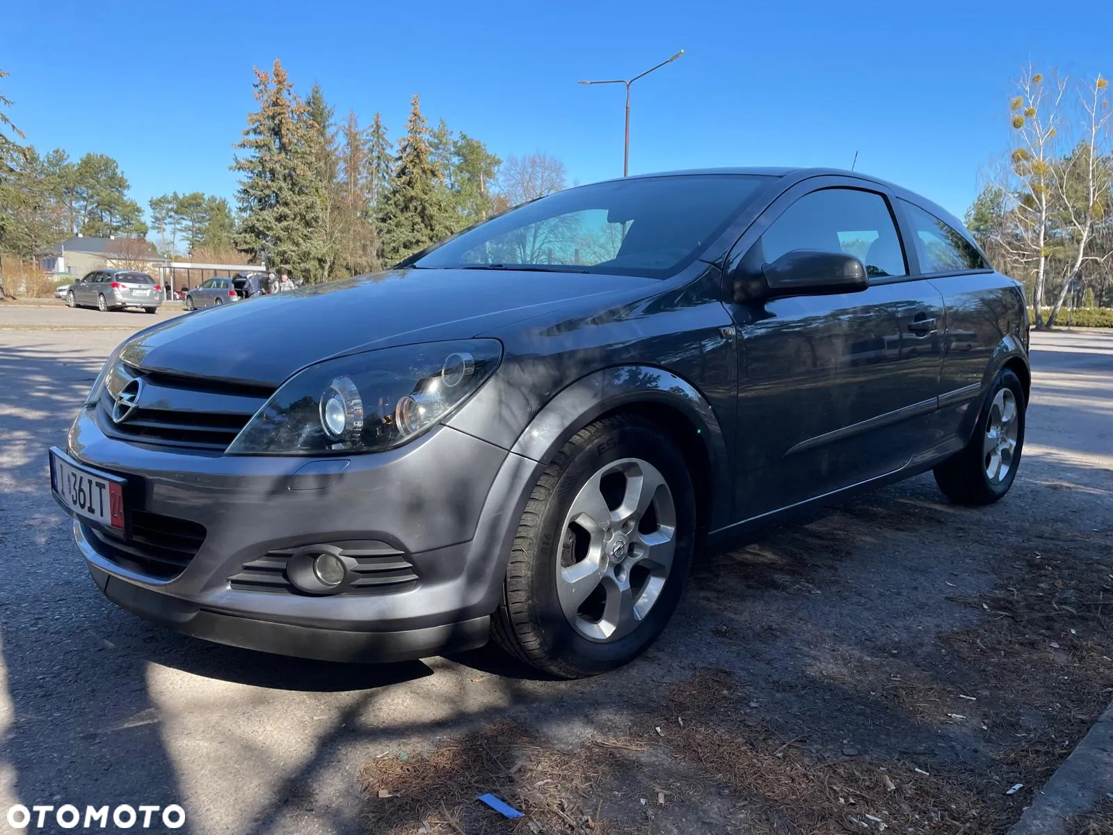 Opel Astra GTC 2.0 Turbo Sport - 2