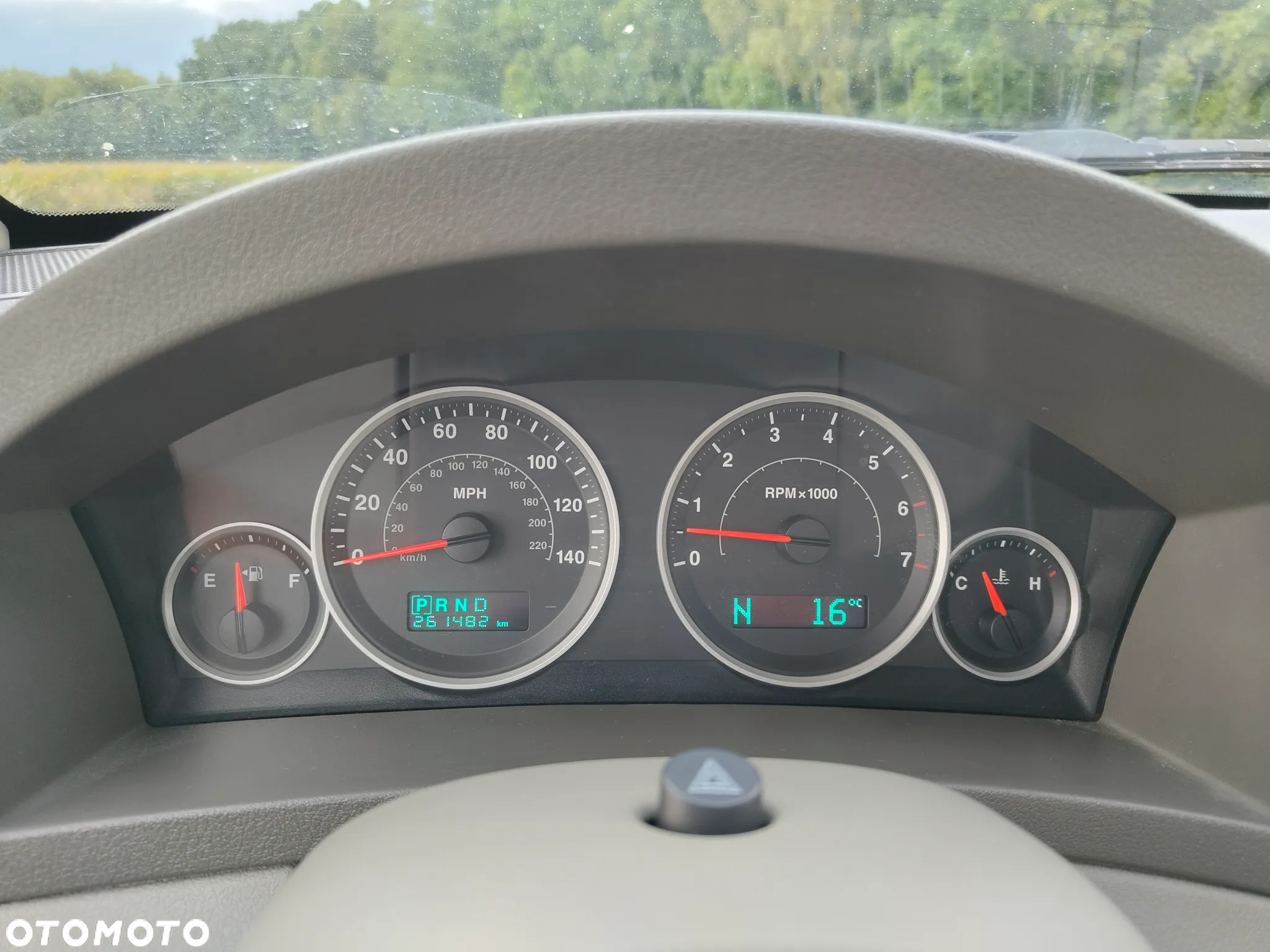 Jeep Grand Cherokee 4.7 Limited - 13