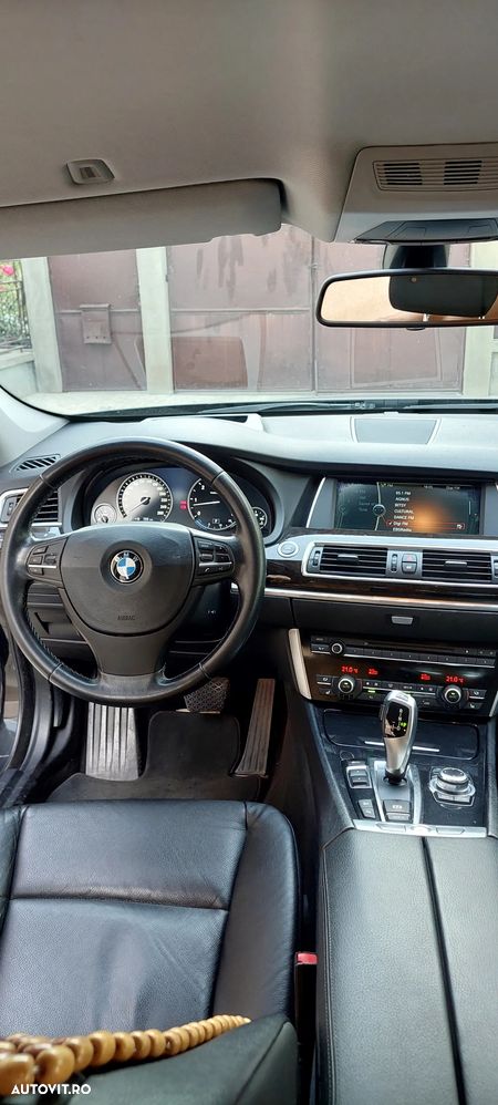 BMW Seria 5 530d xDrive - 6