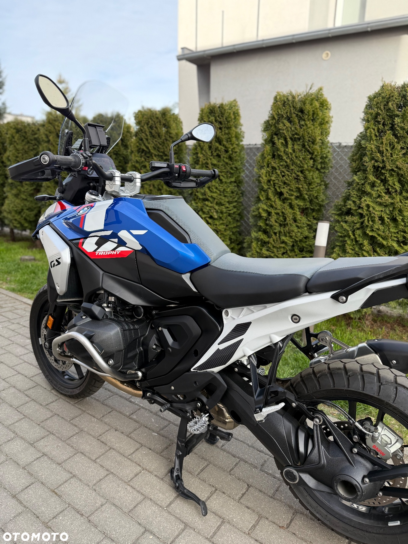 BMW R - 9