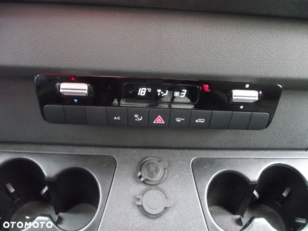 Mercedes-Benz Sprinter 907.253 - 16