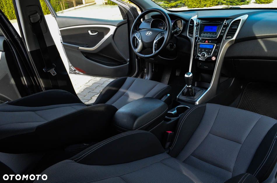 Hyundai i30 1.6 CRDi Premium - 25