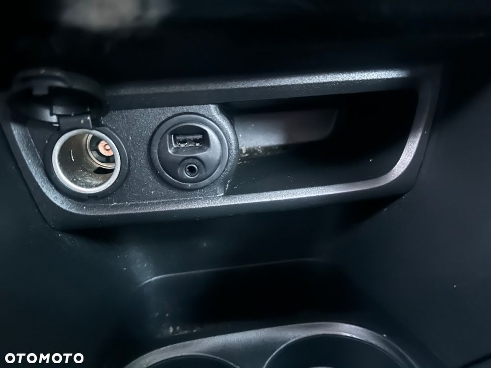 Peugeot 2008 BlueHDi FAP 120 STOP & START Allure - 33