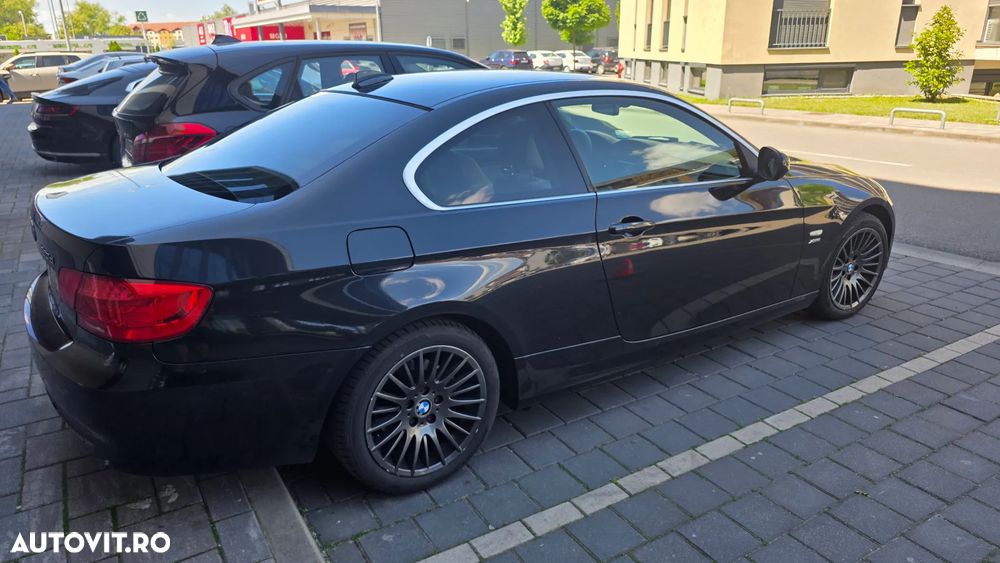 BMW Seria 3 320d xDrive Aut. - 1