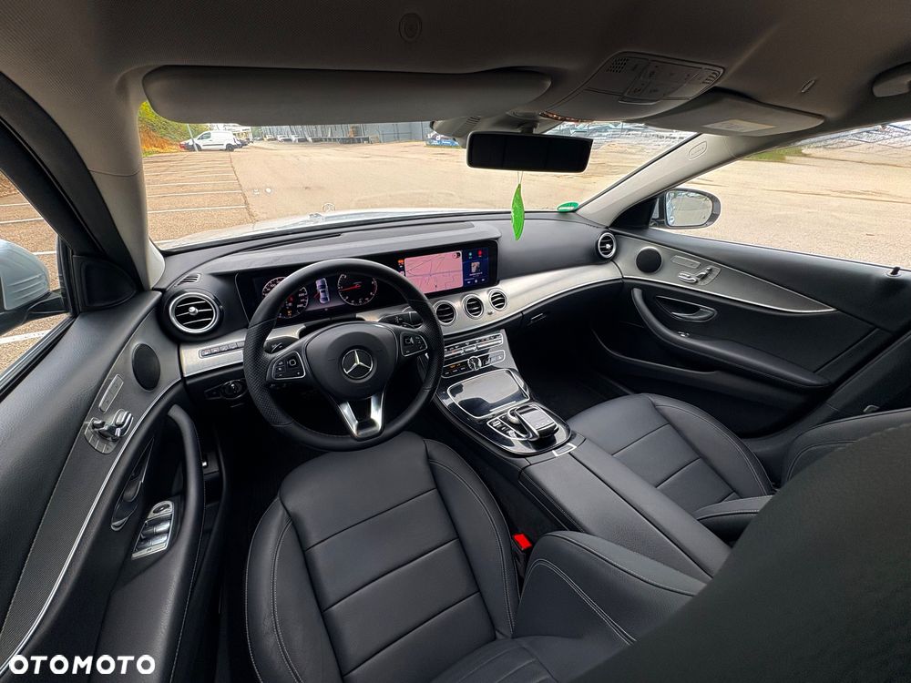 Mercedes-Benz Klasa E - 3