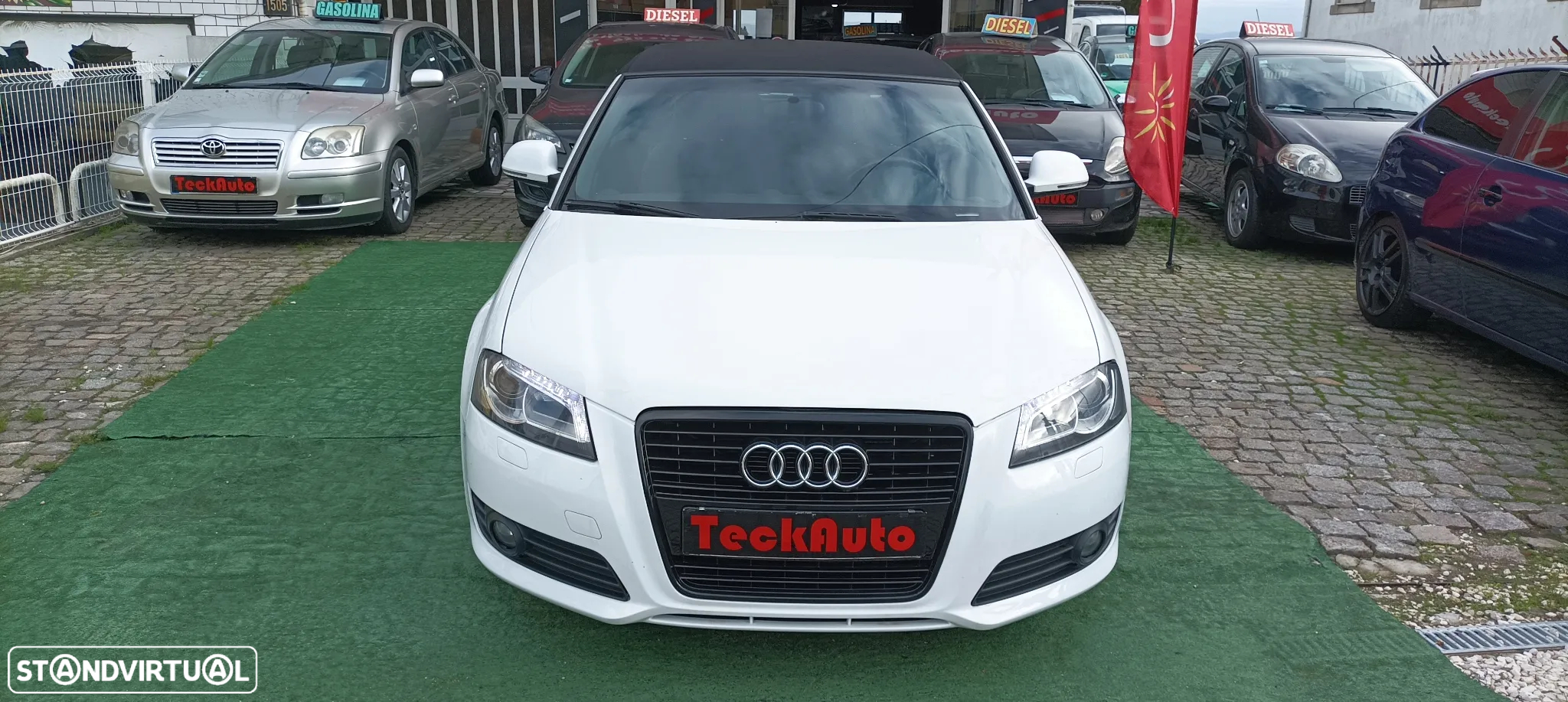 Audi A3 Cabrio 2.0 TDi Attraction - 2