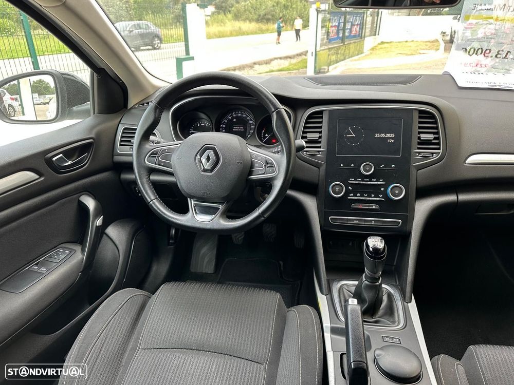 Renault Mégane 1.5 dCi Zen - 13