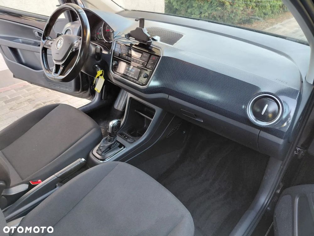 Volkswagen up! - 18