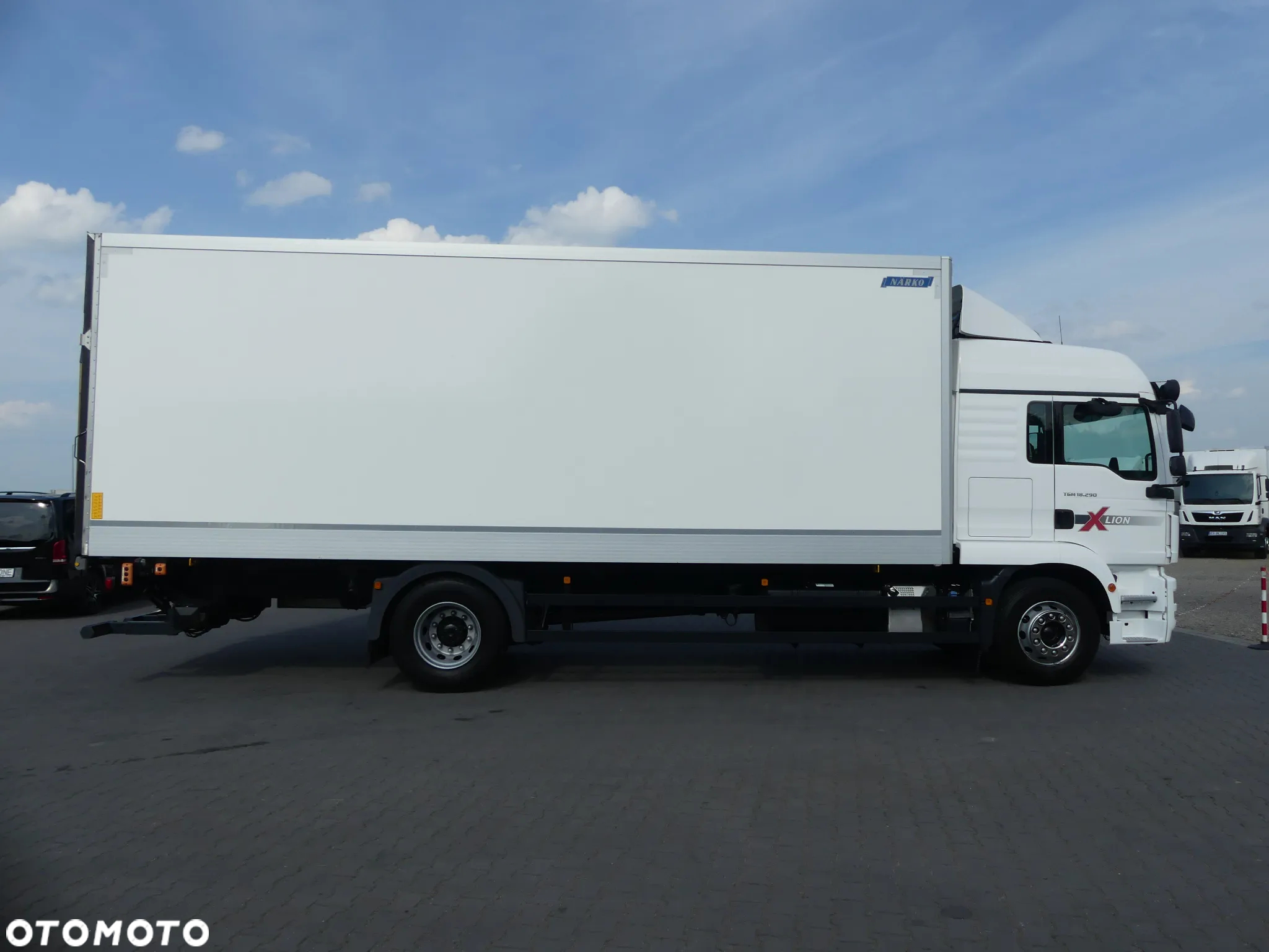 MAN TGM 18.290 / IZOTERMA + WINDA / GLOB / EURO 6 / OTWIERANY BOK / - 12