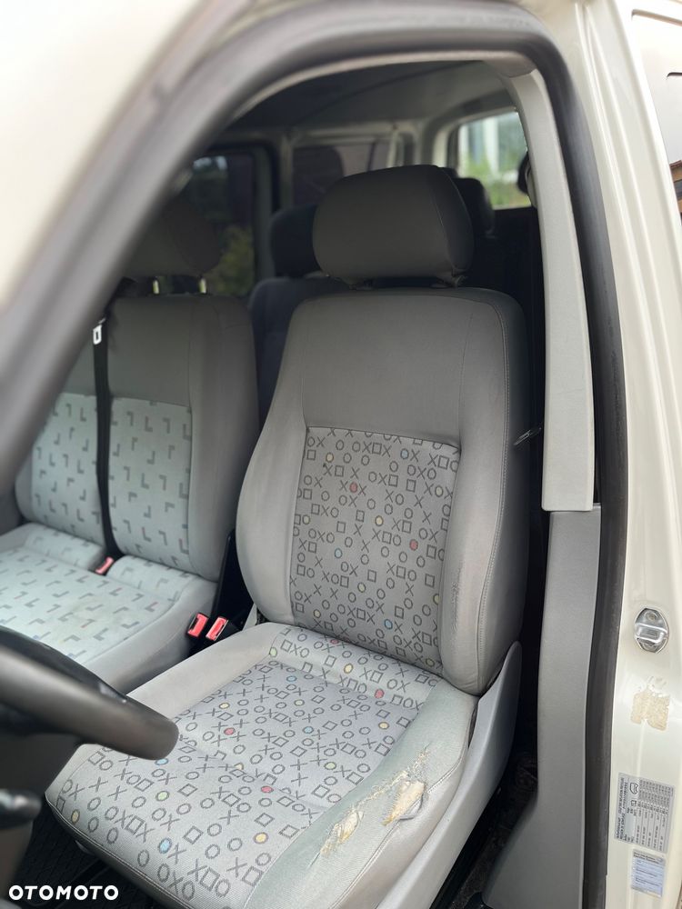 Volkswagen Transporter - 17