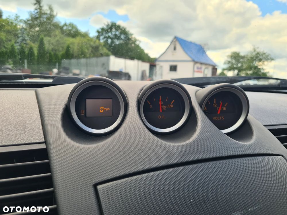 Nissan 350 Z - 20
