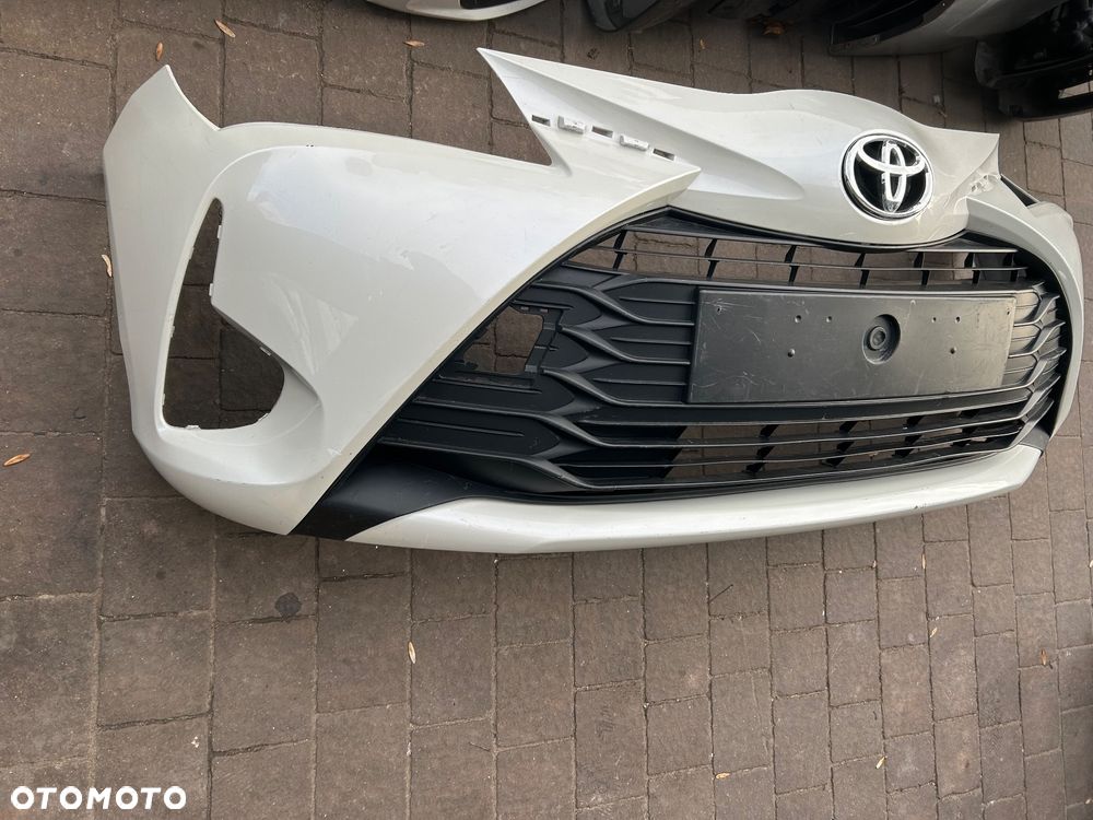TOYOTA YARIS III LIFT 18-21 ZDERZAK PRZÓD  040 PERLA ORG - 1
