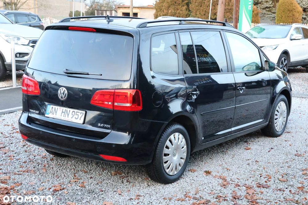 Volkswagen Touran 2.0 TDI DPF BlueMotion Technology Comfortline - 3