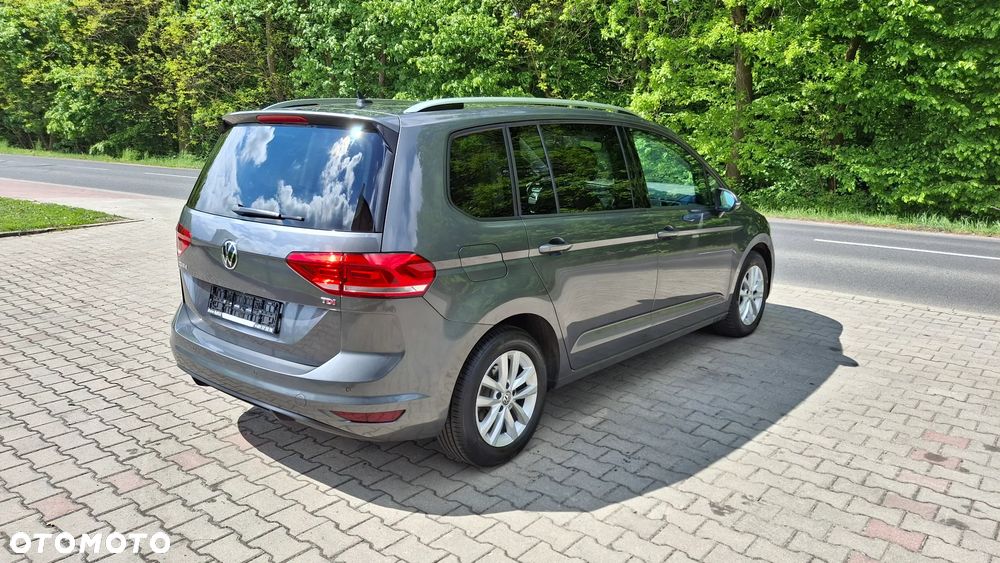 Volkswagen Touran 1.6 TDI SCR (BlueMotion Technology) DSG Comfortline - 12