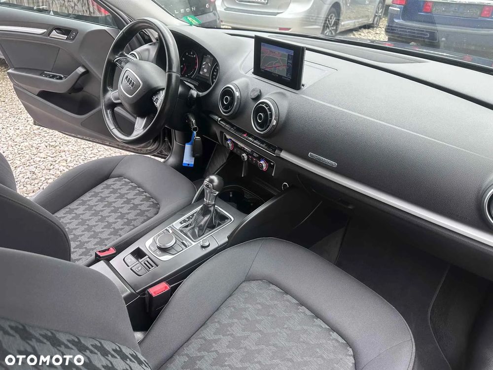 Audi A3 Sportback 1.8 TFSI quattro S tronic Attraction - 14
