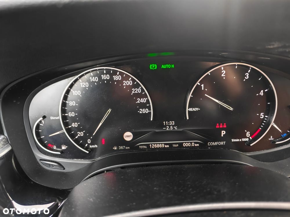 BMW Seria 5 520d xDrive M Sport sport - 22