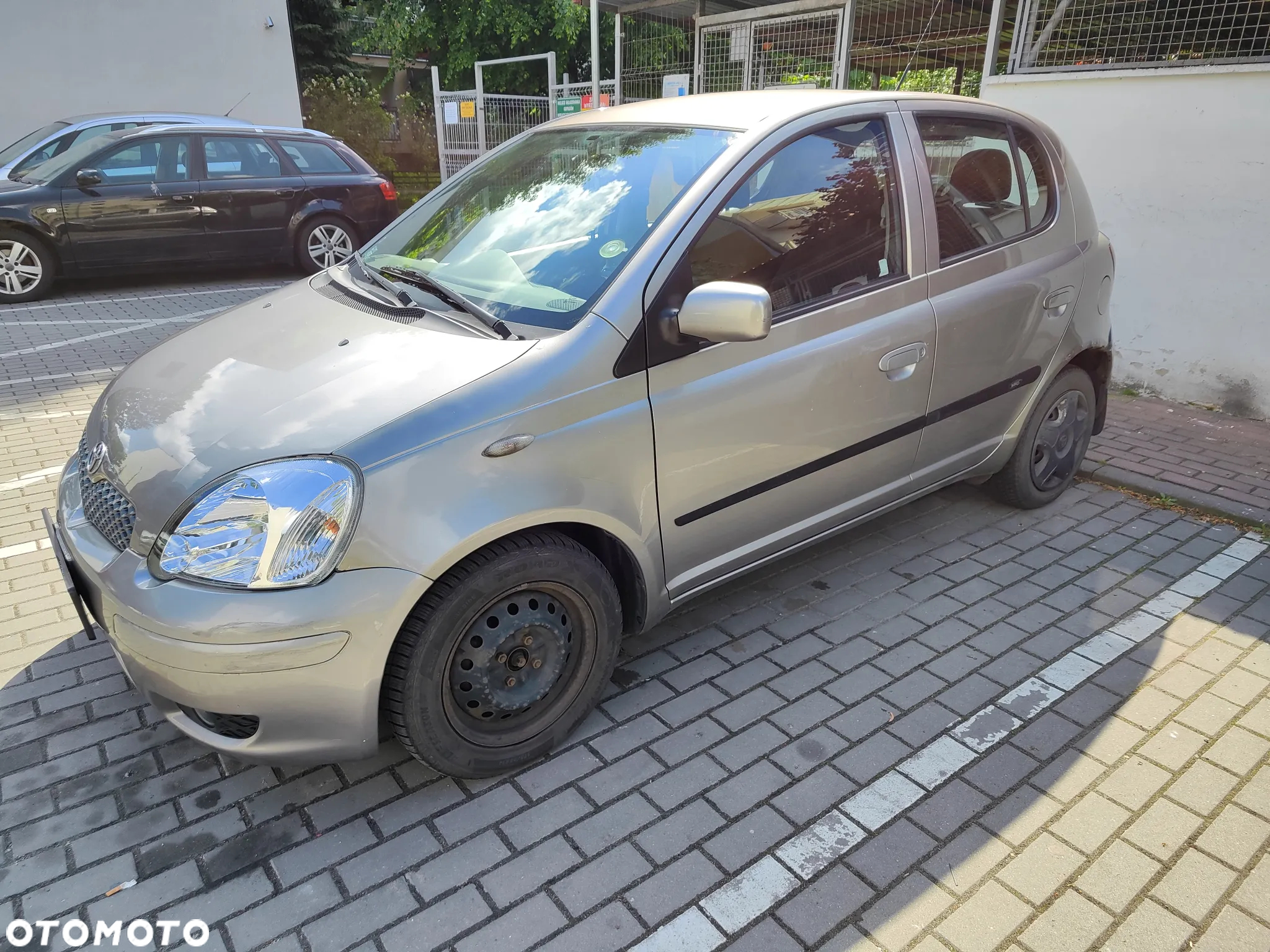 Toyota Yaris - 2