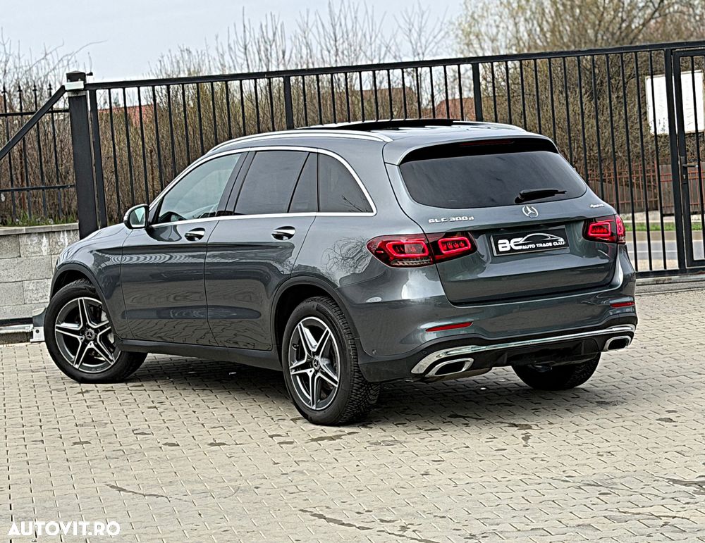 Mercedes-Benz GLC - 6