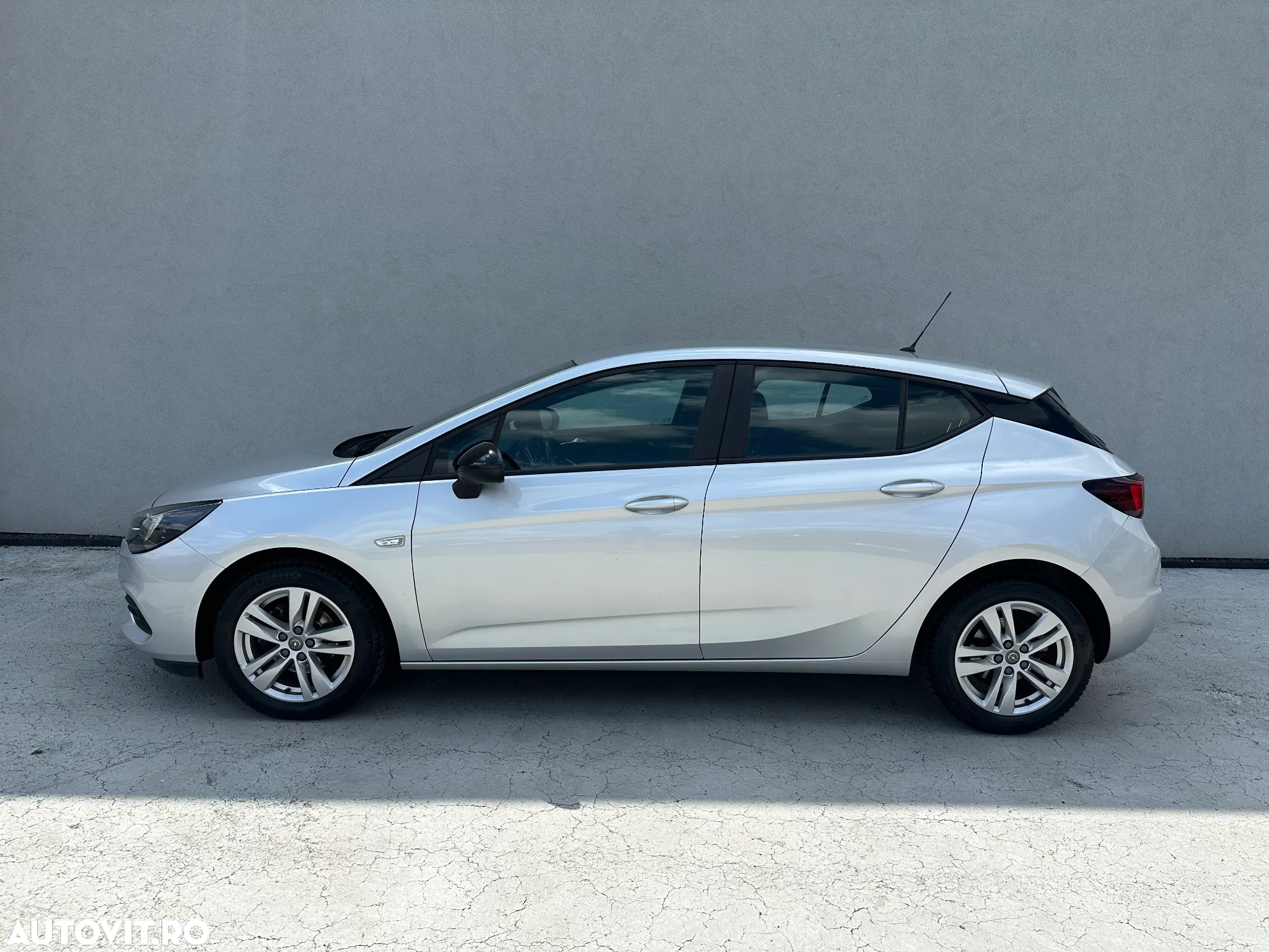 Opel Astra 1.5 Start/Stop Elegance - 3