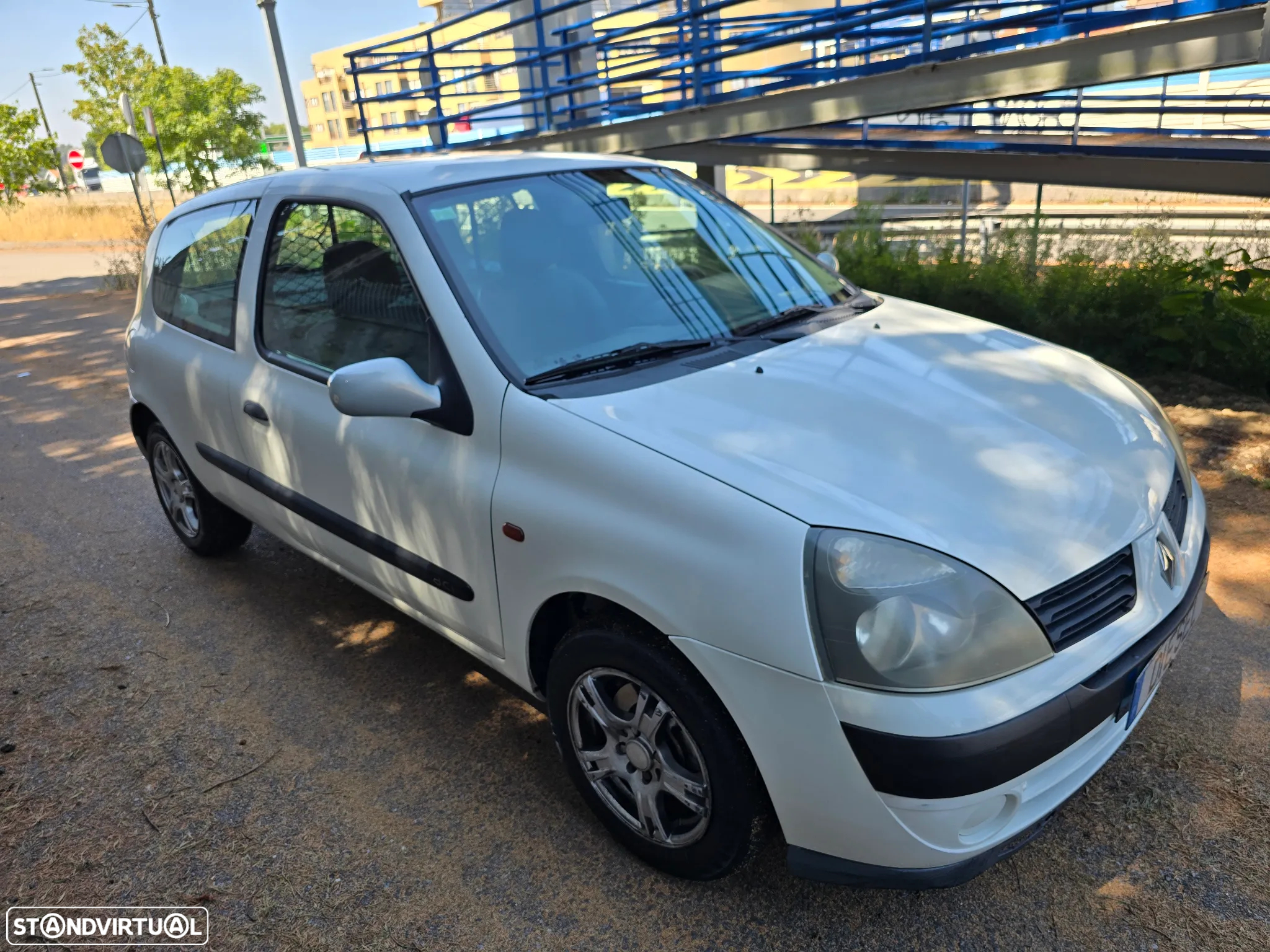 Renault Clio DCI Van - 15