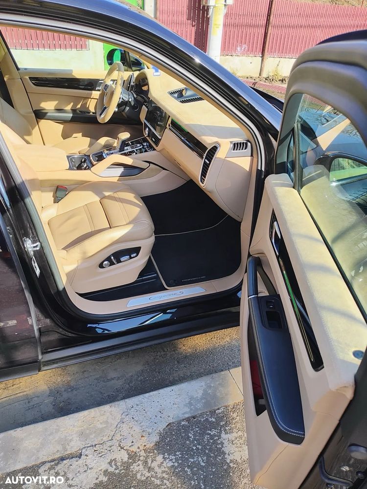 Porsche Cayenne S Tiptronic S Platinum Edition - 11