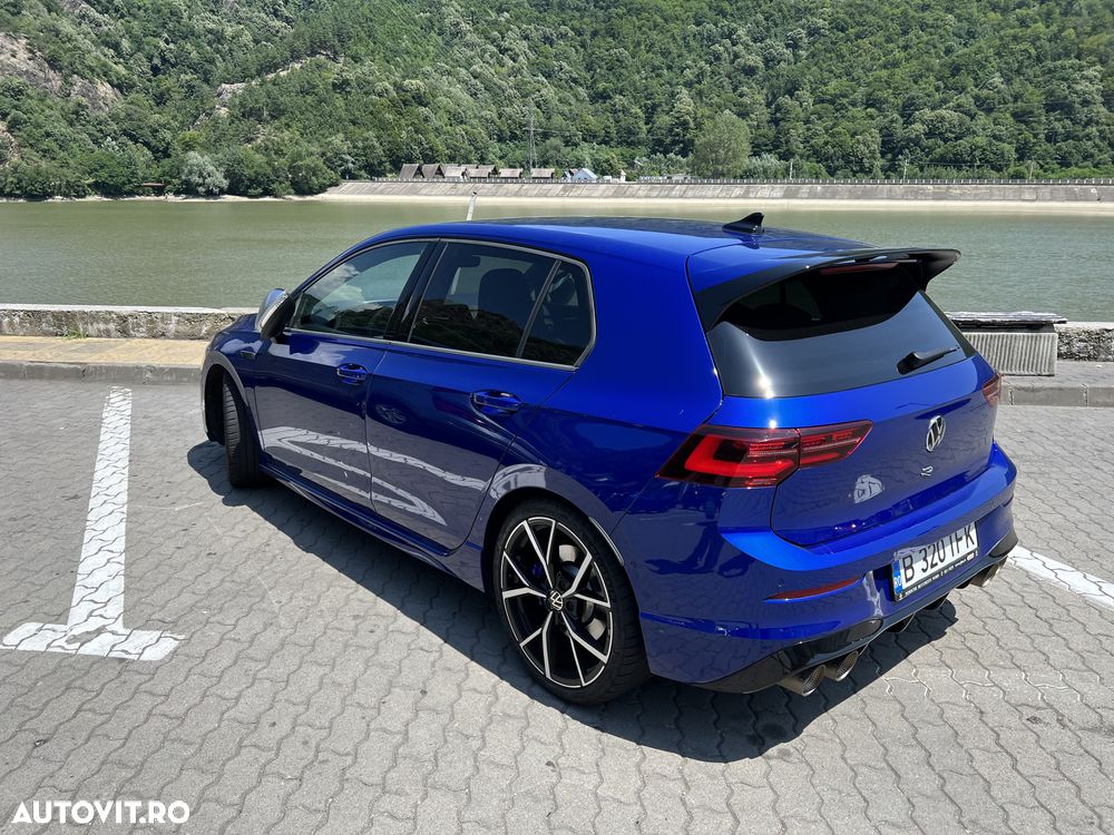 Volkswagen Golf 2.0 TSI DSG 4Motion R - 9