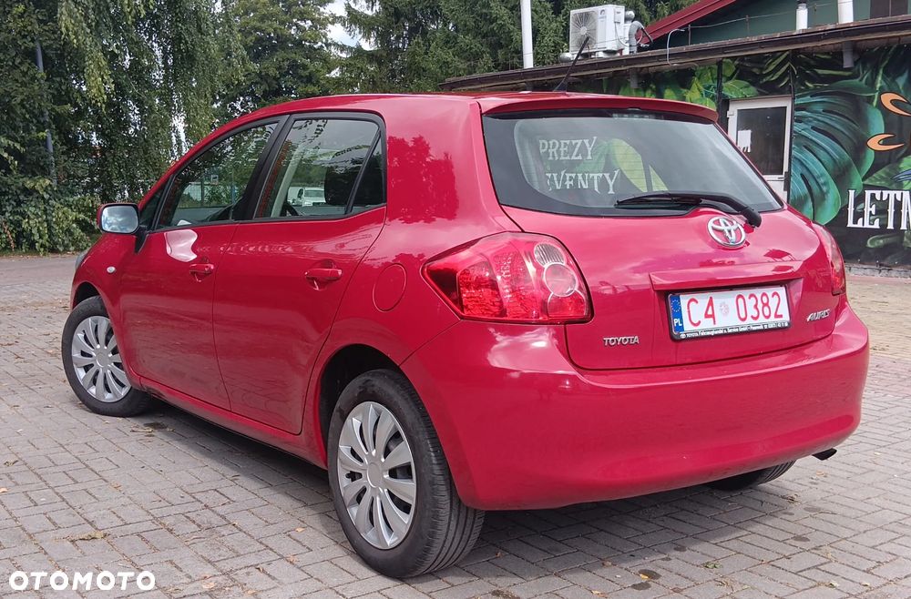 Toyota Auris 1.6 VVT-i Luna - 3