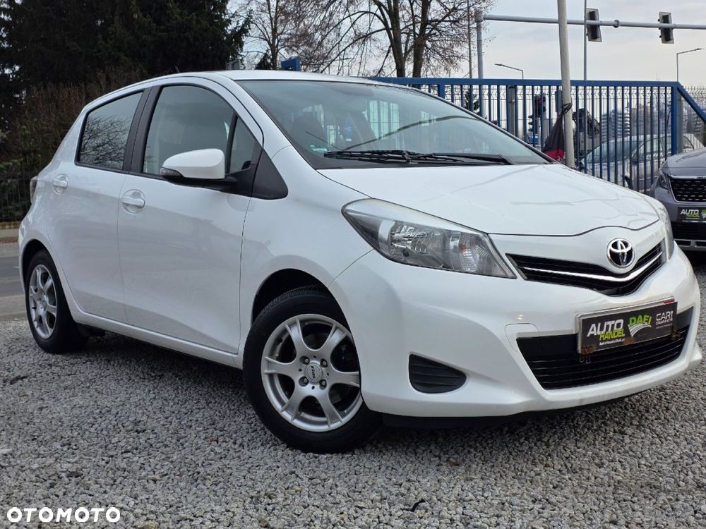 Toyota Yaris - 2