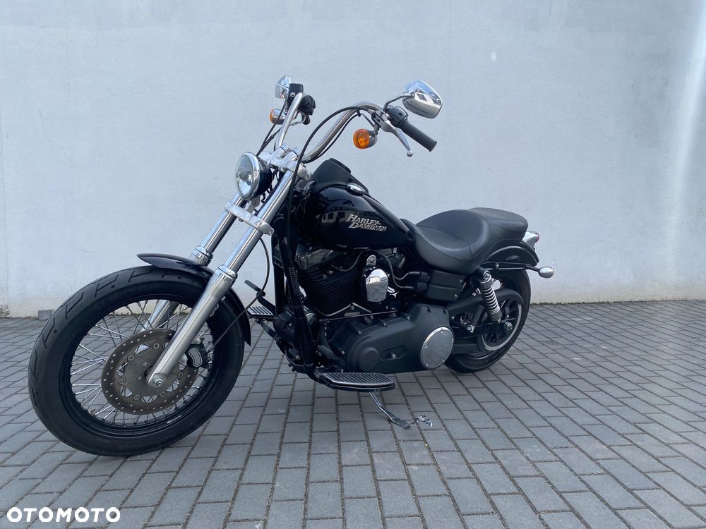 Harley-Davidson Dyna Street Bob - 6